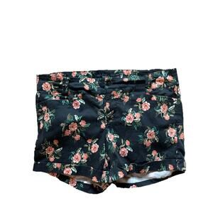 Torrid Shorts Womens Plus Sz 16 Cuffed Pink Floral Print Cotton Black